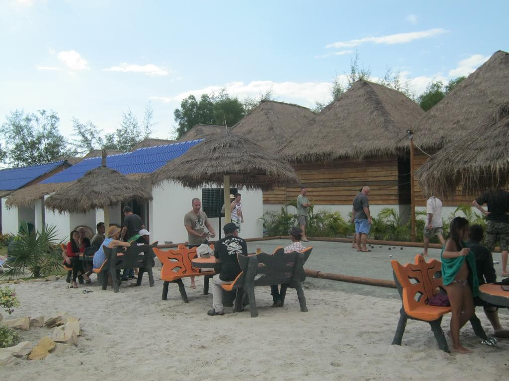 Pat Pat Guesthouse Sihanoukville Eksteriør billede