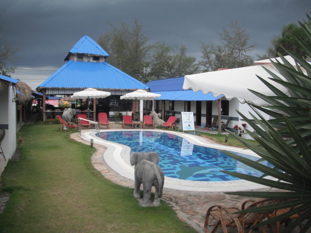 Pat Pat Guesthouse Sihanoukville Eksteriør billede
